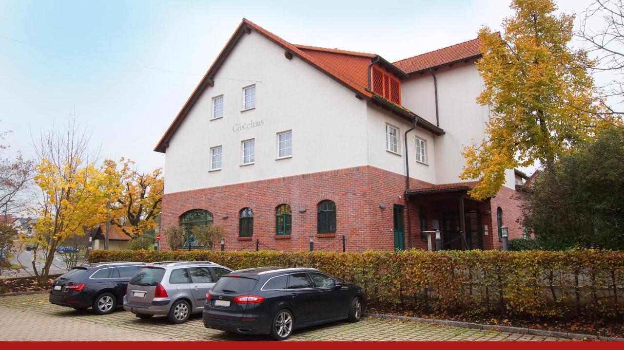Hotel & Restaurant "Zur Linde" Spergau Esterno foto