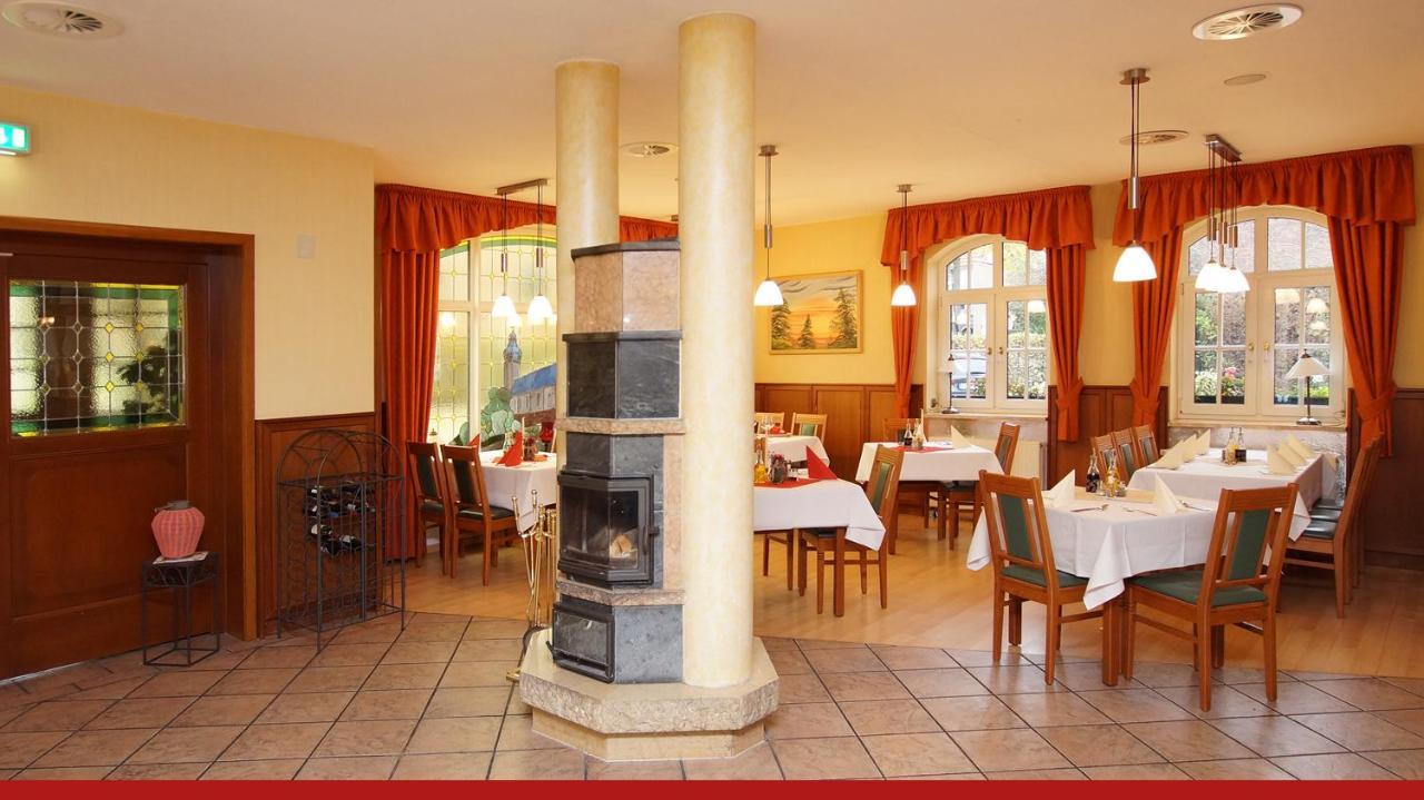 Hotel & Restaurant "Zur Linde" Spergau Esterno foto